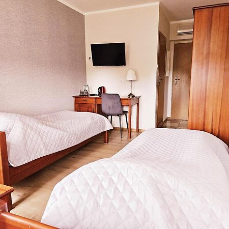 לובלין Restauracja Hotel Przystan מראה חיצוני תמונה